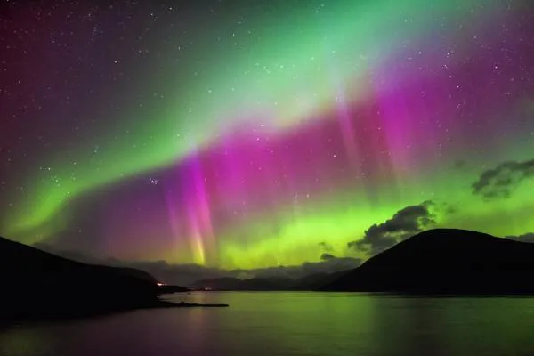 que_son_las_auroras_boreales_y_como_se_producen_51782_600