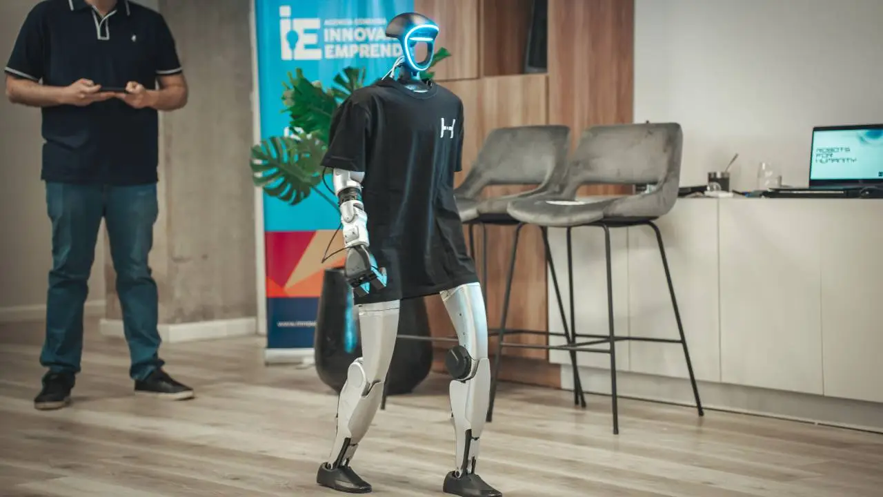 robot_cordoba_01